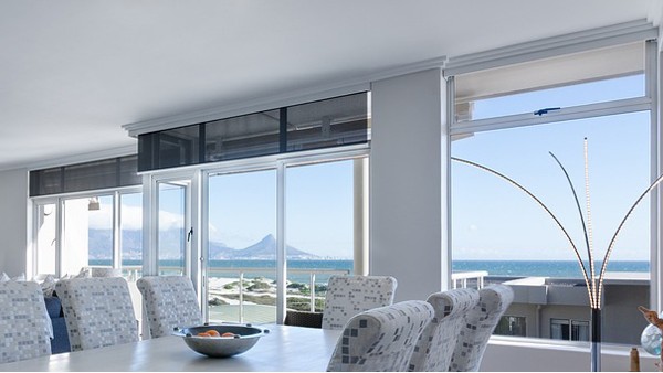 佛山樓上樓門窗廠家的高端門窗價格怎么樣？