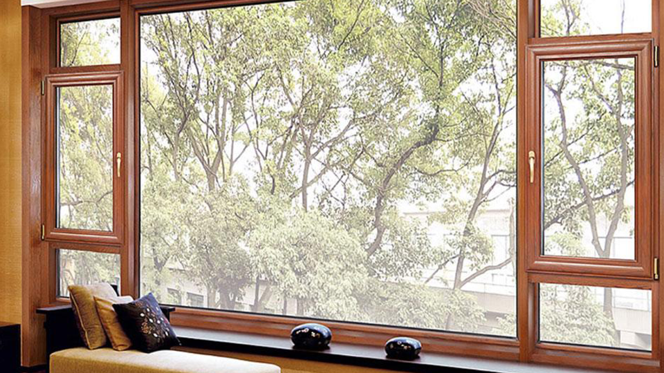 新房裝修門窗很重要，如何選擇不掉坑？樓上樓門窗要你記住這3點！