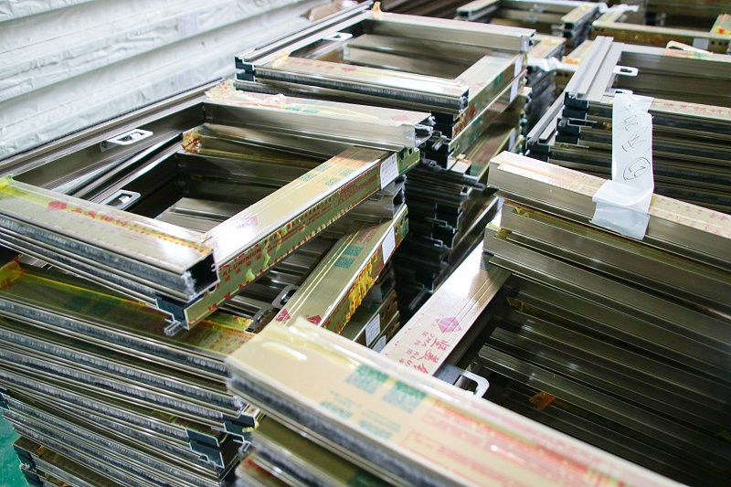 樓上樓門窗-地產門窗工程長安oppo工業(yè)區(qū)