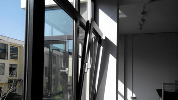 都2020年了，你還在與高端門窗談價格，和低端門窗談質(zhì)量？