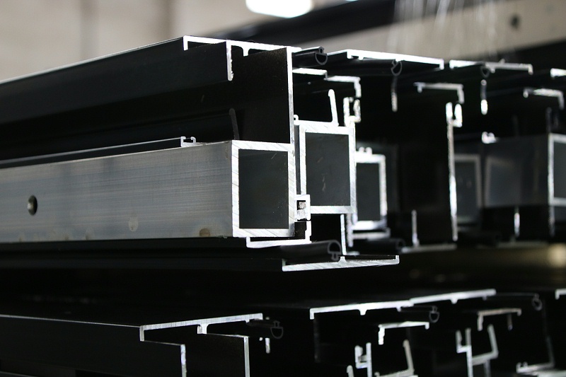 日子過久了才發(fā)現(xiàn)，家里使用樓上樓節(jié)能系統(tǒng)門窗很有必要！