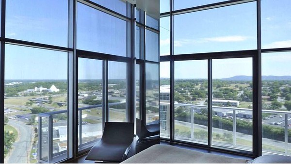 工程門窗中后裝法是什么意思？承接工程門窗項(xiàng)目有必要搞懂的后裝法。