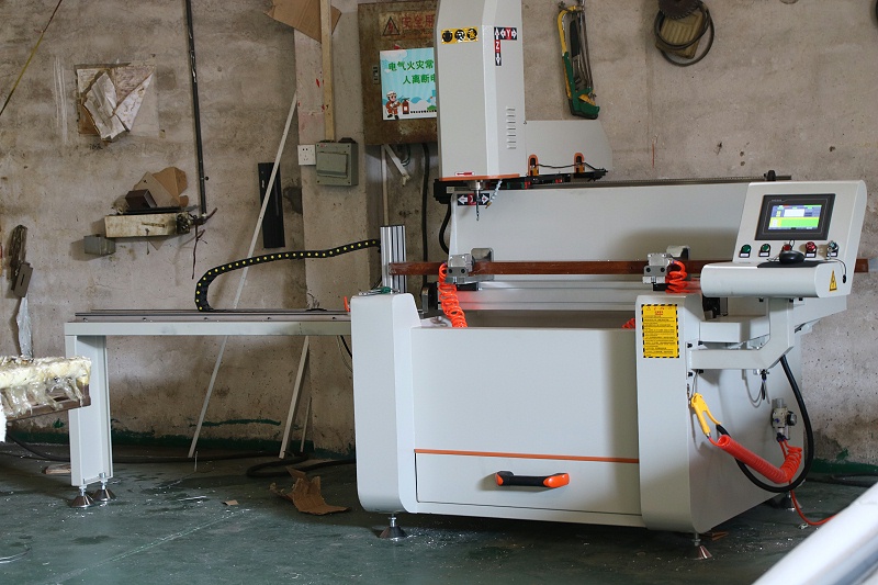 真正懂門窗的人，家里都在用這種鋁合金門窗！