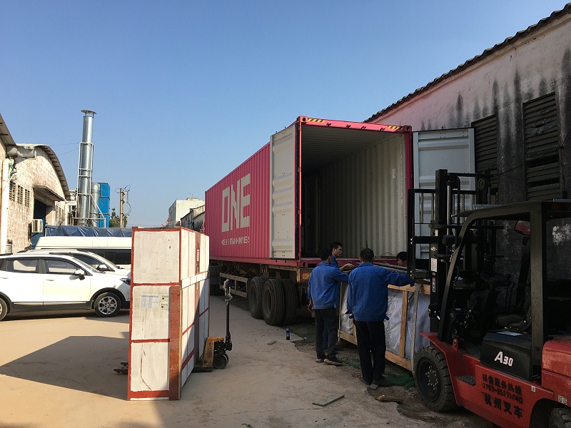 私家別墅豪宅定制的高端鋁合金門窗即將被送出國！