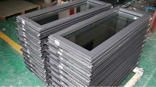 工程門窗廠家價(jià)格越貴越有保障嗎？-樓上樓門窗