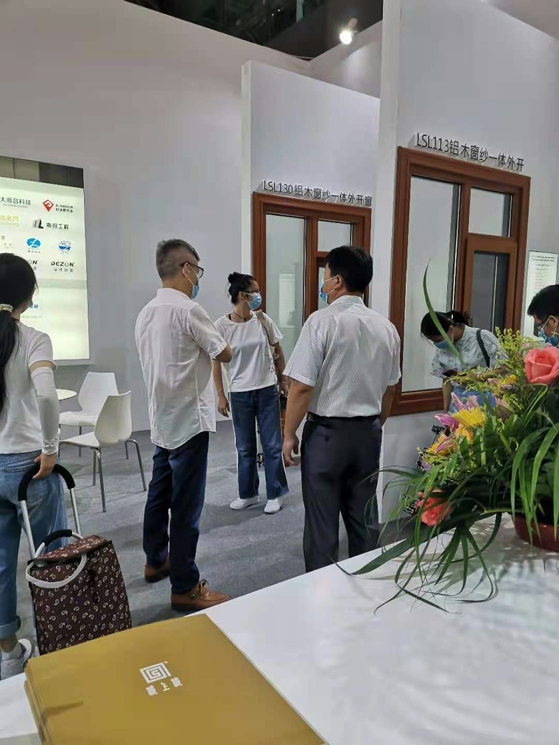 2021廣州建博會 | 樓上樓健康鋁木系統(tǒng)門窗精彩回顧！