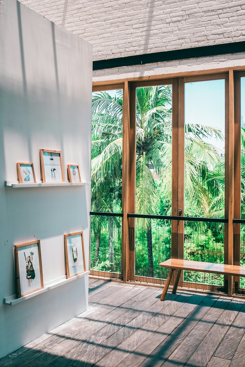 健康鋁木平開門窗的價(jià)格是多少呢？健康鋁木門窗的料型和細(xì)節(jié)，干貨！